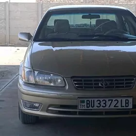 Toyota Camry 1999