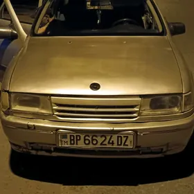 Opel Vectra 1990