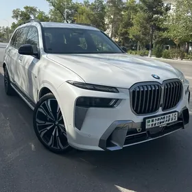 BMW X7 2023