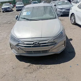 Hyundai Elantra 2020