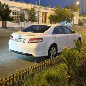 Toyota Camry 2011