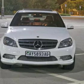 Mercedes-Benz C350 2010