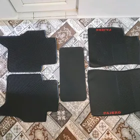 Kazerok we Kowrik
