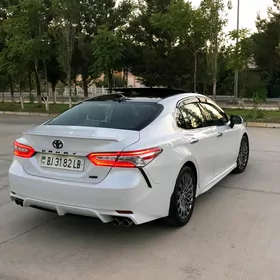 Toyota Camry 2020