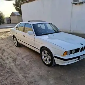 BMW 525 1992