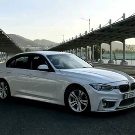 BMW F30 2015