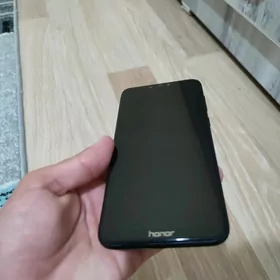 HONOR 8C