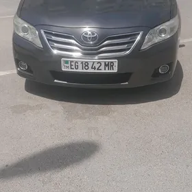 Toyota Camry 2011