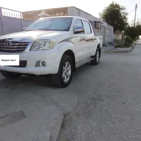 Toyota Hilux 2012