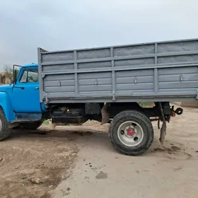 Gaz 53 1990