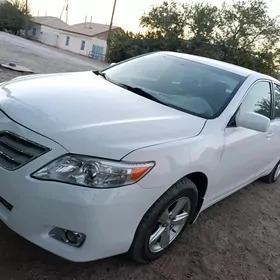 Toyota Camry 2011
