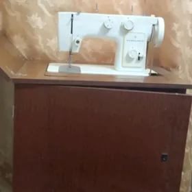швейная машинка