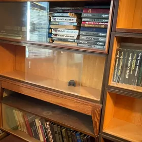 книжные полки