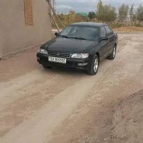 Toyota Corona 1992
