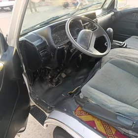 Mazda Mazda2 1997