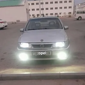 Opel Vectra 1989