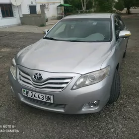 Toyota Camry 2011