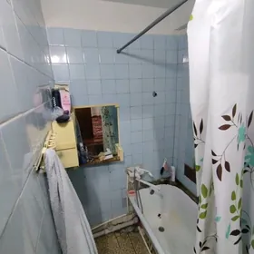 Bazada 3 nji etaj 2 komnat