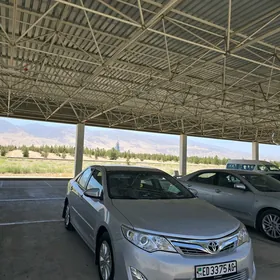 Toyota Camry 2012