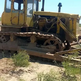 MTZ 80 2005