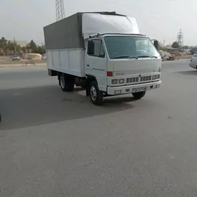 Isuzu Elf 1996