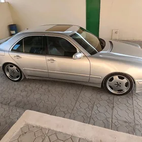 Mercedes-Benz E430 2000