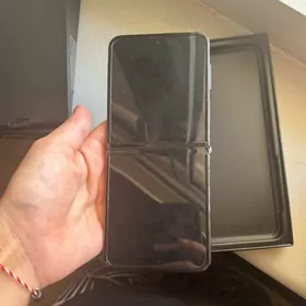 Galaxy Z Flip4