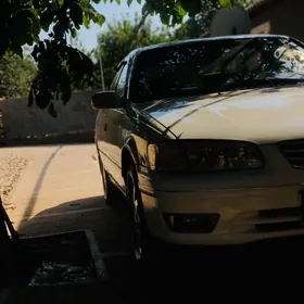 Toyota Camry 1999
