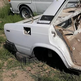 lada 2107 kirel fartyk kapot