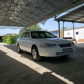 Toyota Camry 1998