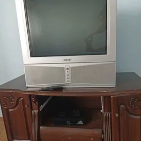 Telewizor Sony uly