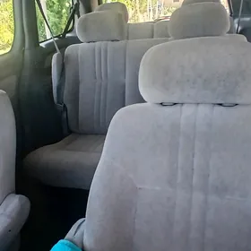 Toyota Sienna 1999