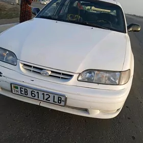 Hyundai Sonata 1996