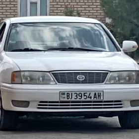 Toyota Avalon 1999