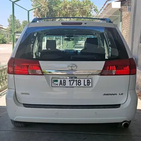 Toyota Sienna 2004