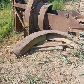 MTZ Drabilka Saman ot gyrken