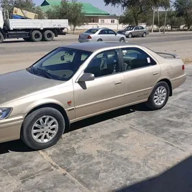 Toyota Camry 1998