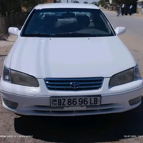 Toyota Camry 2000