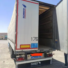 Schmitz Cargobull 2011