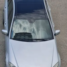 Mercedes-Benz C300 2010