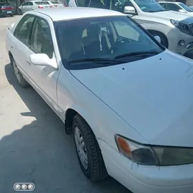 Toyota Camry 1998