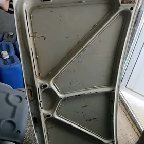 2107 bagaž yzky kapot