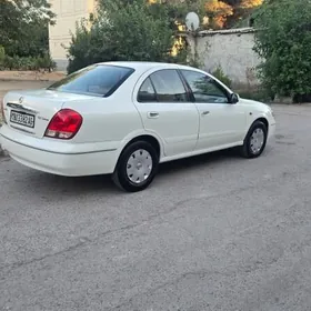 Nissan Sunny 2008