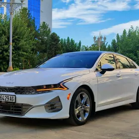 Kia K5 2021
