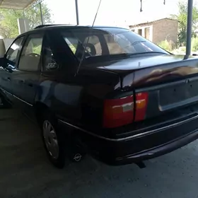 Opel Vectra 1992