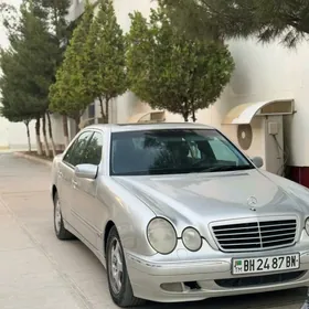 Mercedes-Benz E320 2000