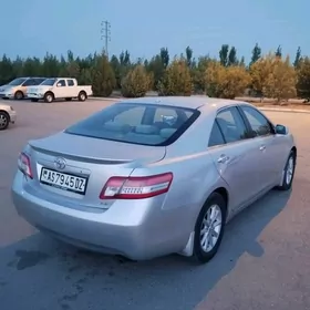 Toyota Camry 2010