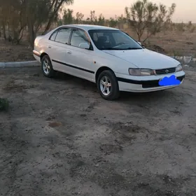 Toyota Carina 1995