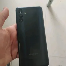 Samsung A04s