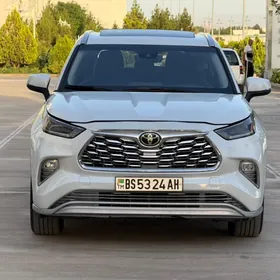 Toyota Highlander 2020